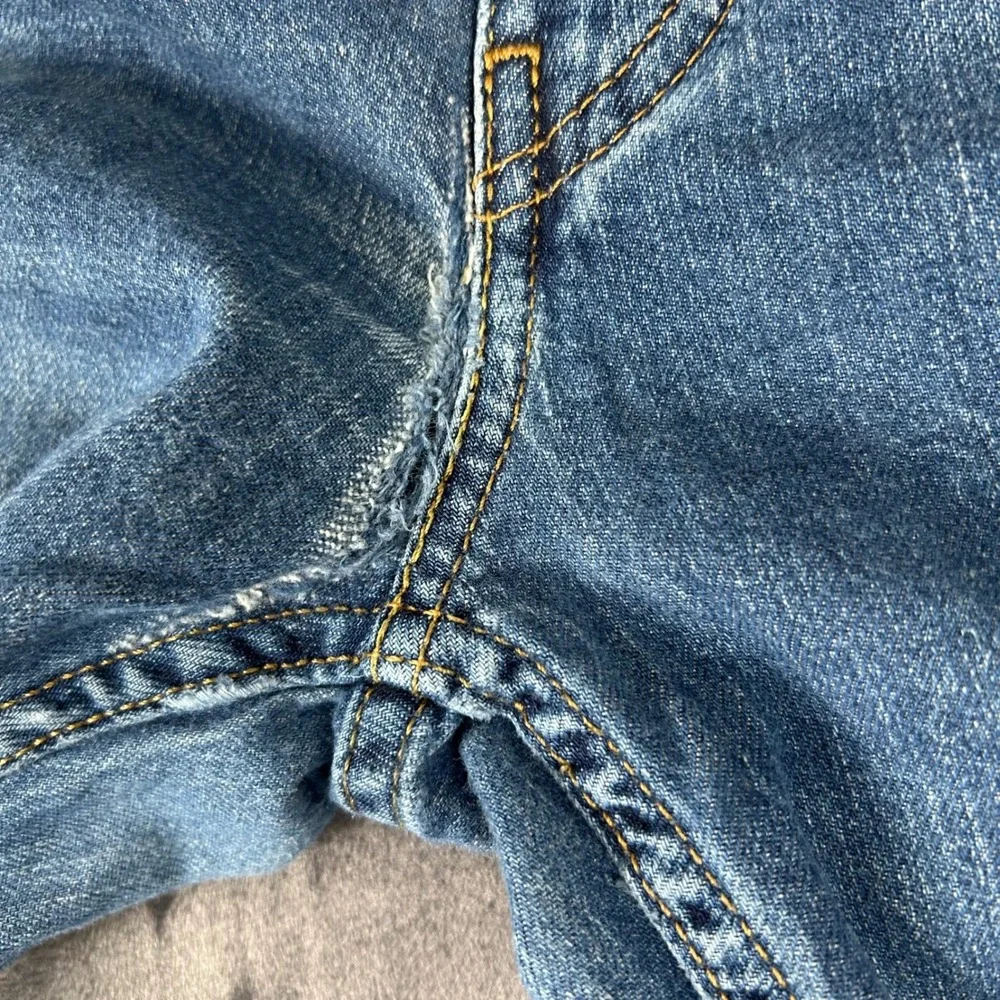 Levi's 559 Relaxed Straight Jeans Mens 38x34 Blue Medium Wash Denim 00559-0624
